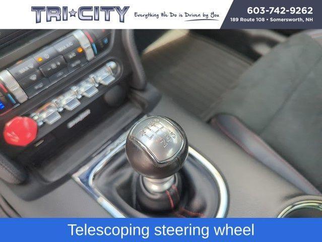 Photo of 2017 Oxford White Ford Mustang
