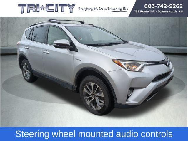Photo of 2016 Silver Toyota RAV4 Hybrid