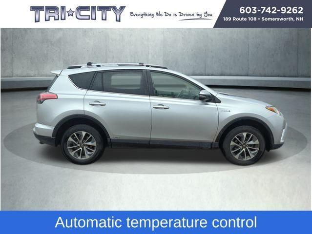 Photo of 2016 Silver Toyota RAV4 Hybrid