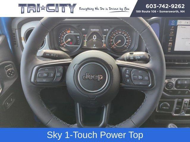 Photo of 2025 Hydro Blue Pearl Jeep Wrangler