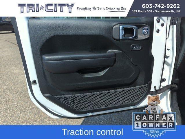Photo of 2021 Bright White Clearcoat Jeep Wrangler