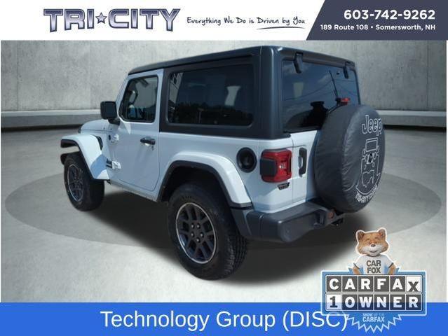 Photo of 2021 Bright White Clearcoat Jeep Wrangler