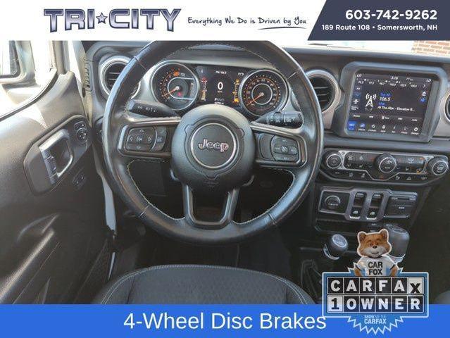 Photo of 2021 Bright White Clearcoat Jeep Wrangler