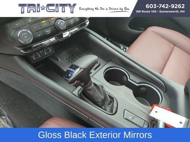 Photo of 2025 DB Black Crystal Clearcoat Dodge Durango