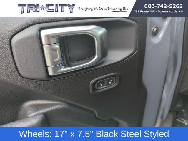 Photo of 2025 Anvil Clearcoat Jeep Wrangler