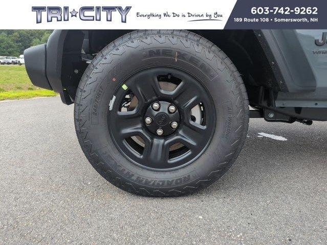 Photo of 2025 Anvil Clearcoat Jeep Wrangler