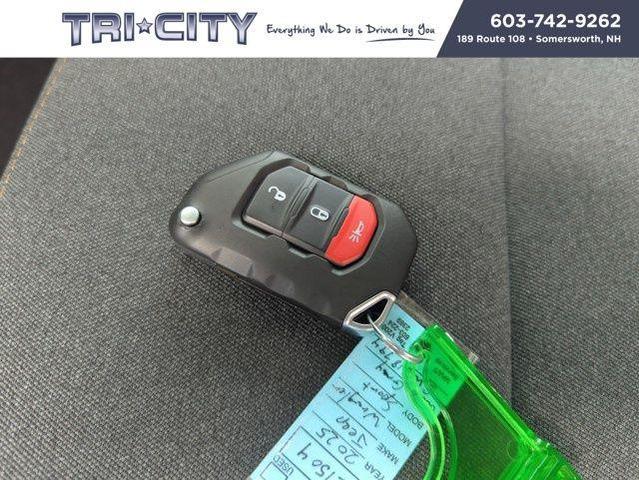 Photo of 2025 Anvil Clearcoat Jeep Wrangler