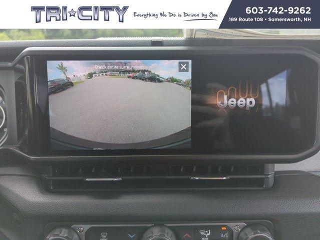 Photo of 2025 Anvil Clearcoat Jeep Wrangler