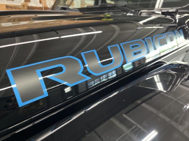 Photo of 2022 Black Clearcoat Jeep Wrangler Unlimited 4xe