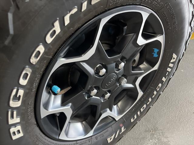 Photo of 2022 Black Clearcoat Jeep Wrangler Unlimited 4xe