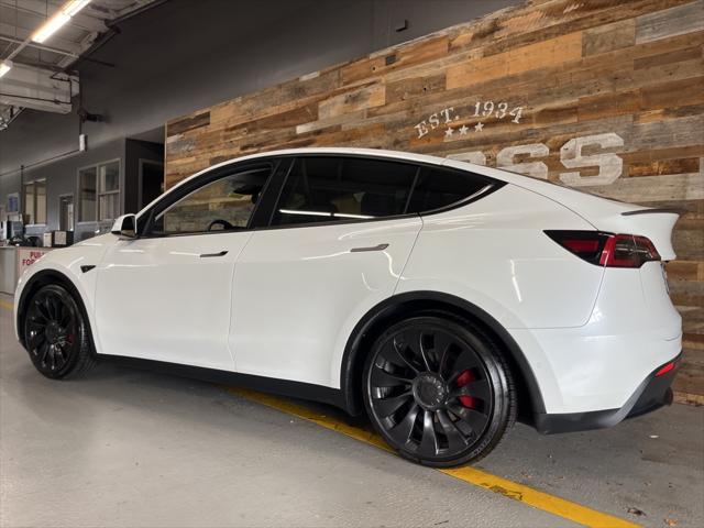 Photo of 2022 Pearl White Multi-Coat Tesla Model Y