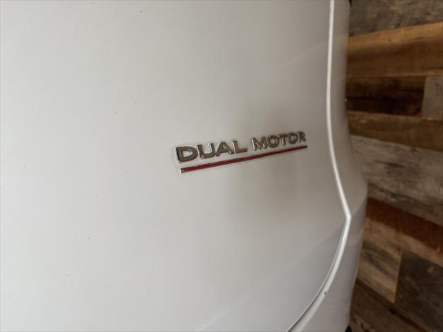 Photo of 2022 Pearl White Multi-Coat Tesla Model Y