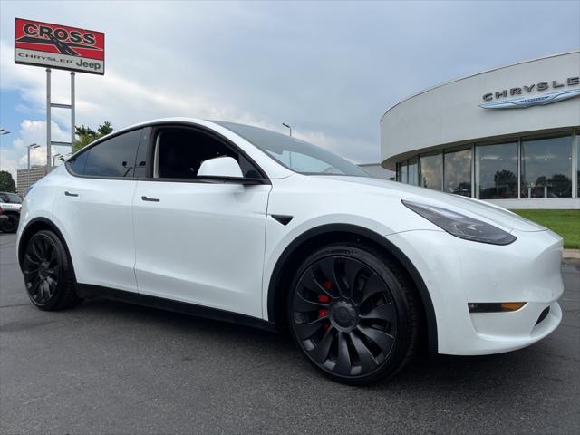 Photo of 2022 Pearl White Multi-Coat Tesla Model Y