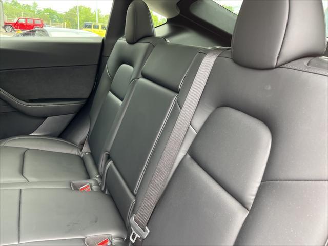 Photo of 2022 Pearl White Multi-Coat Tesla Model Y