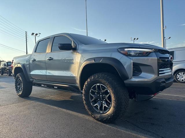 Photo of 2024 Sterling Gray Metallic Chevrolet Colorado