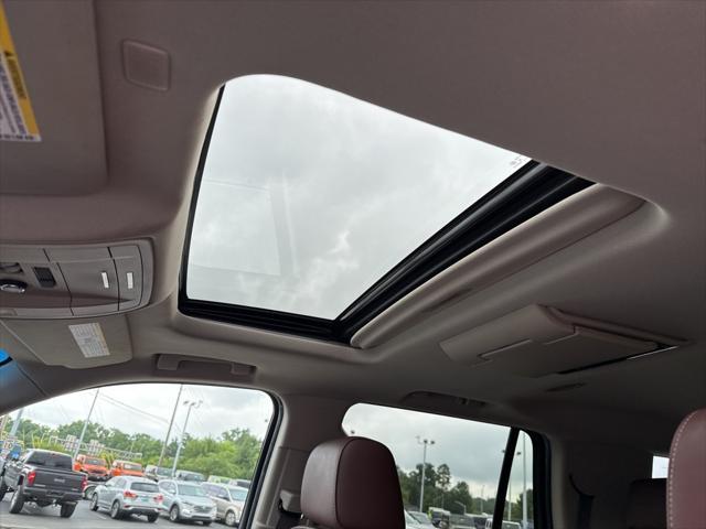 Photo of 2018 Iridescent Pearl Tricoat Chevrolet Tahoe