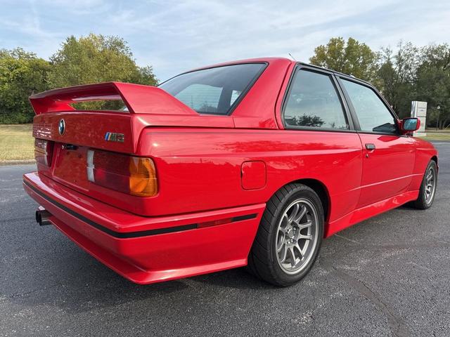 Photo of 1990 Red BMW M3