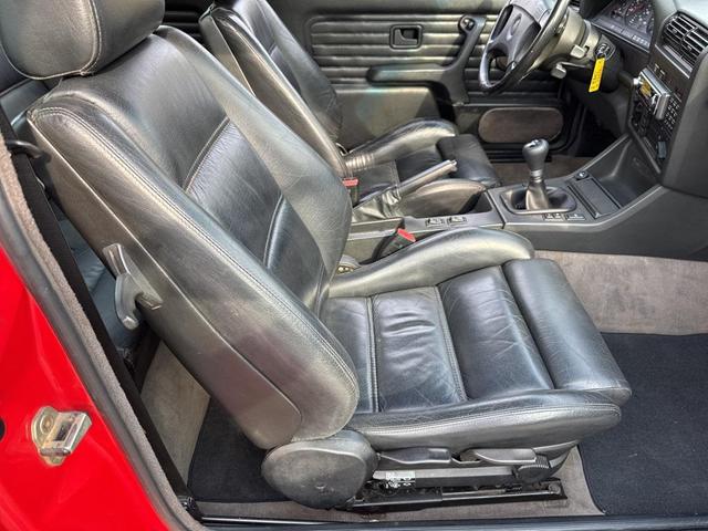Photo of 1990 Red BMW M3