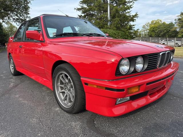 Photo of 1990 Red BMW M3
