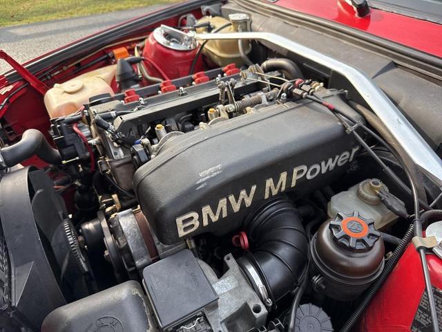 Photo of 1990 Red BMW M3