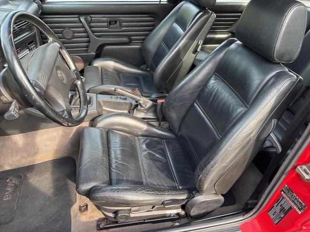 Photo of 1990 Red BMW M3
