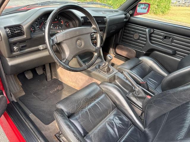Photo of 1990 Red BMW M3