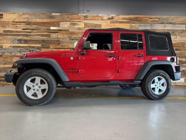 Photo of 2014 Flame Red Clearcoat Jeep Wrangler Unlimited
