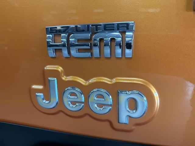 Photo of 2003 Imola Orange Jeep Wrangler