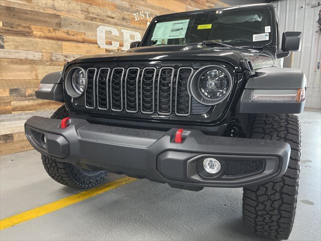 Photo of 2025 Black Clearcoat Jeep Gladiator