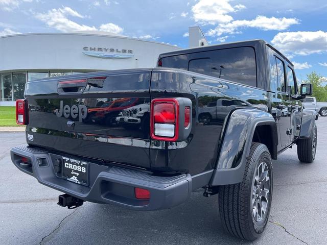 Photo of 2025 Black Clearcoat Jeep Gladiator