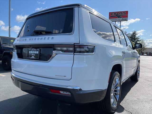 Photo of 2022 Bright White Clearcoat Jeep Grand Wagoneer