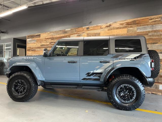 Photo of 2024 Azure Gray Metallic Tri-Coat Ford Bronco