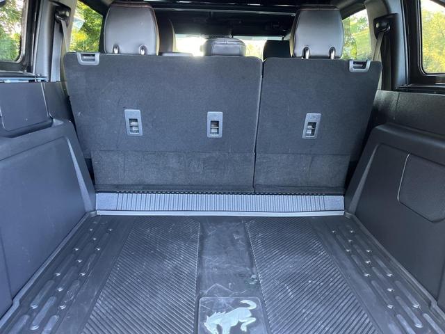 Photo of 2024 Azure Gray Metallic Tri-Coat Ford Bronco