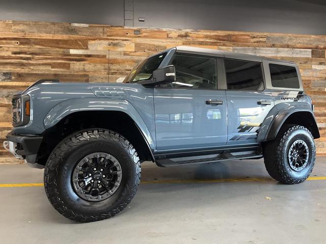 Photo of 2024 Azure Gray Metallic Tri-Coat Ford Bronco