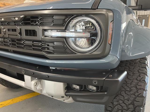 Photo of 2024 Azure Gray Metallic Tri-Coat Ford Bronco