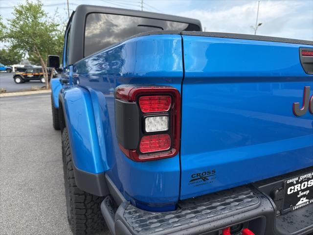 Photo of 2025 Hydro Blue Pearlcoat Jeep Gladiator