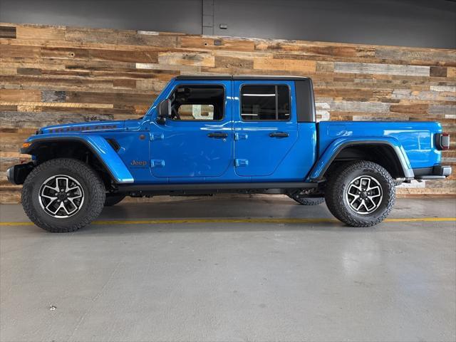 Photo of 2025 Hydro Blue Pearlcoat Jeep Gladiator