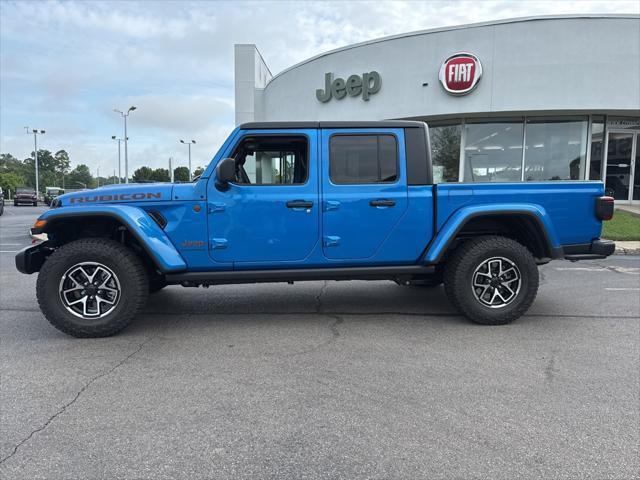 Photo of 2025 Hydro Blue Pearlcoat Jeep Gladiator