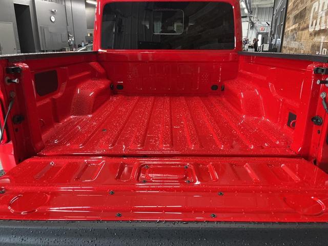 Photo of 2025 Firecracker Red Clearcoat Jeep Gladiator