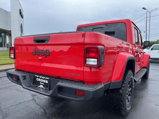 Photo of 2025 Firecracker Red Clearcoat Jeep Gladiator