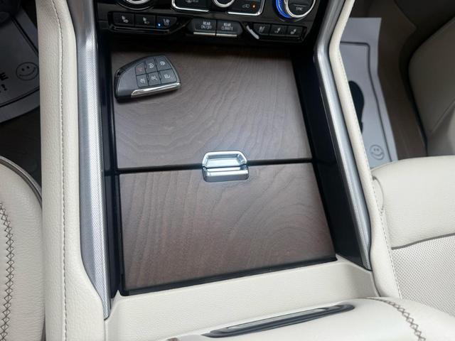 Photo of 2023 Frost GMC Yukon
