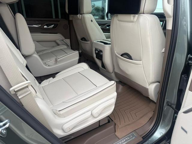 Photo of 2023 Frost GMC Yukon