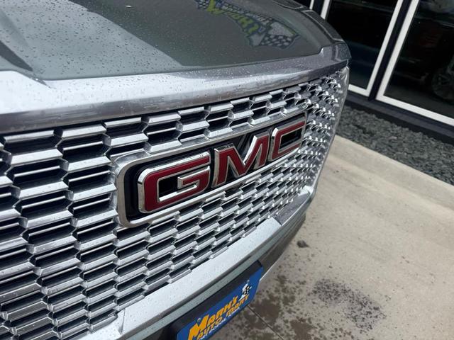 Photo of 2023 Frost GMC Yukon