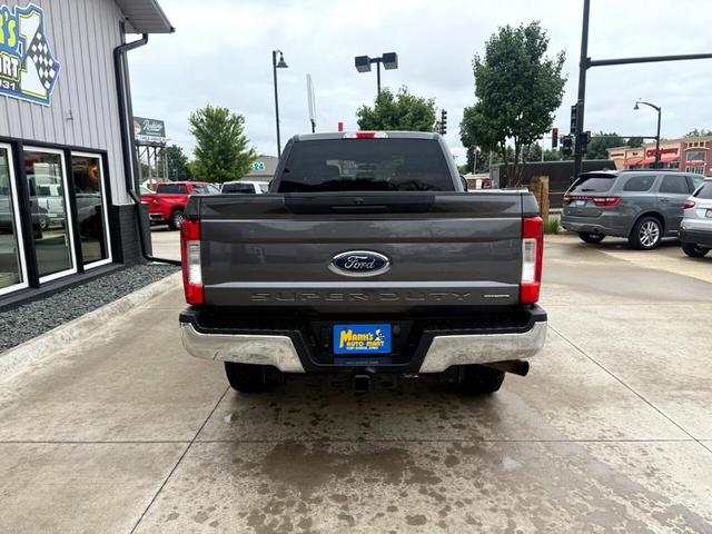Photo of 2019 Gray Ford F-250