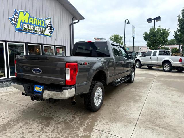 Photo of 2019 Gray Ford F-250