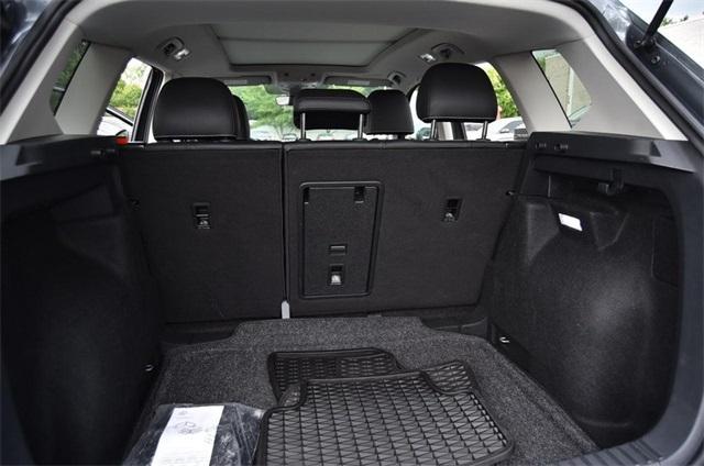 Photo of 2024 Platinum Gray Metallic Volkswagen Taos