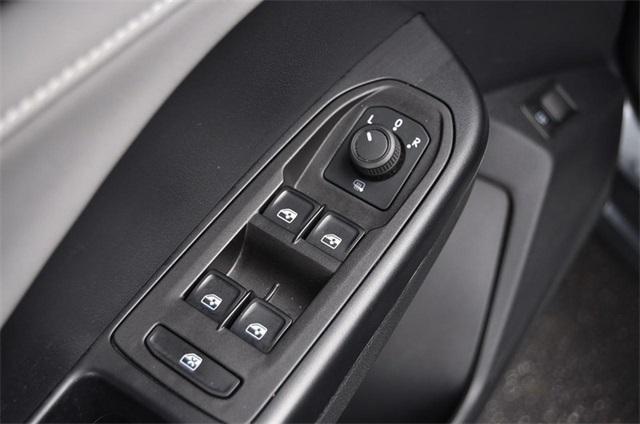 Photo of 2024 Platinum Gray Metallic Volkswagen Taos