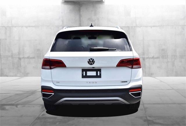 Photo of 2024 Pure White Volkswagen Taos