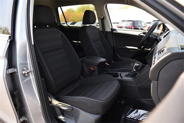 Photo of 2024 Pyrite Silver Metallic Volkswagen Tiguan