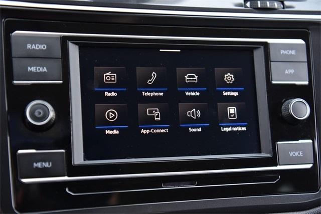 Photo of 2024 Pyrite Silver Metallic Volkswagen Tiguan